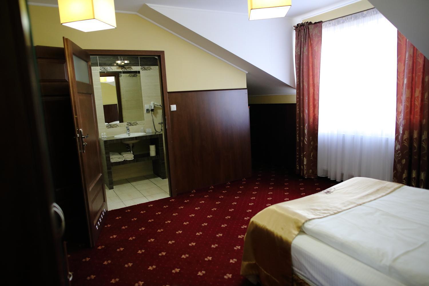 Hotel Kalchem Brzozie Ngoại thất bức ảnh